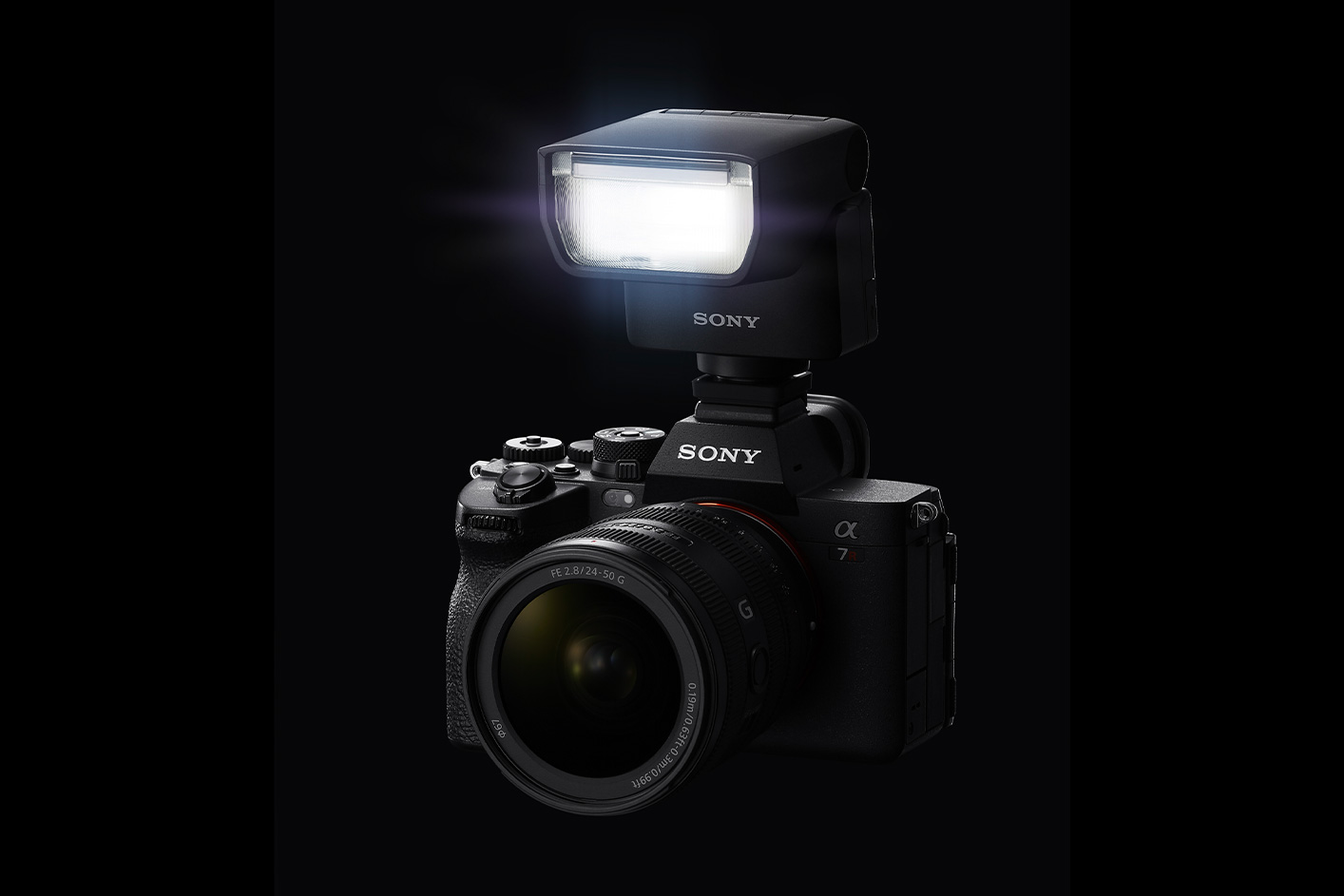 Hình ảnh sản phẩm GN28 được gắn vào ILCE-7M4