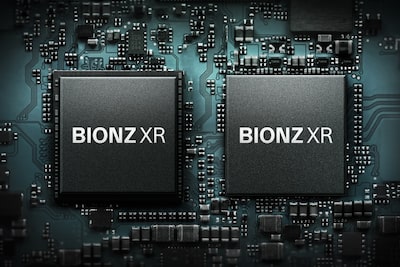 Hình minh họa cho thấy hai chip bộ xử lý hình ảnh BIONZ XR