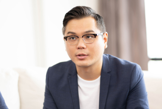 インタビュー風景の写真