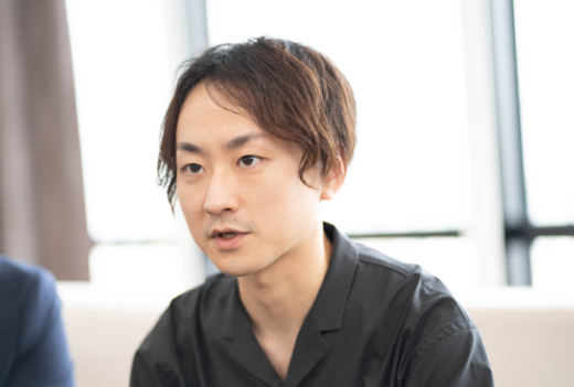 インタビュー風景の写真